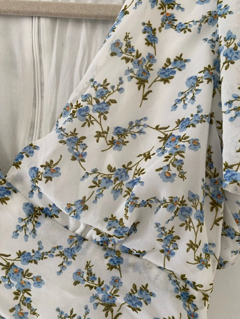 Lulu's White Floral Mini Dress Coquette Soft Girl Cottagecore Dainty XS - Picture 3 of 4